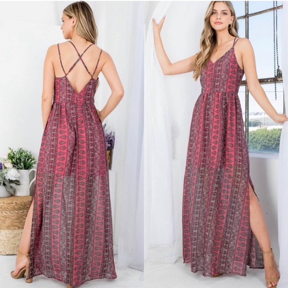Maxi dress with abstract design - Picture 2 of 4